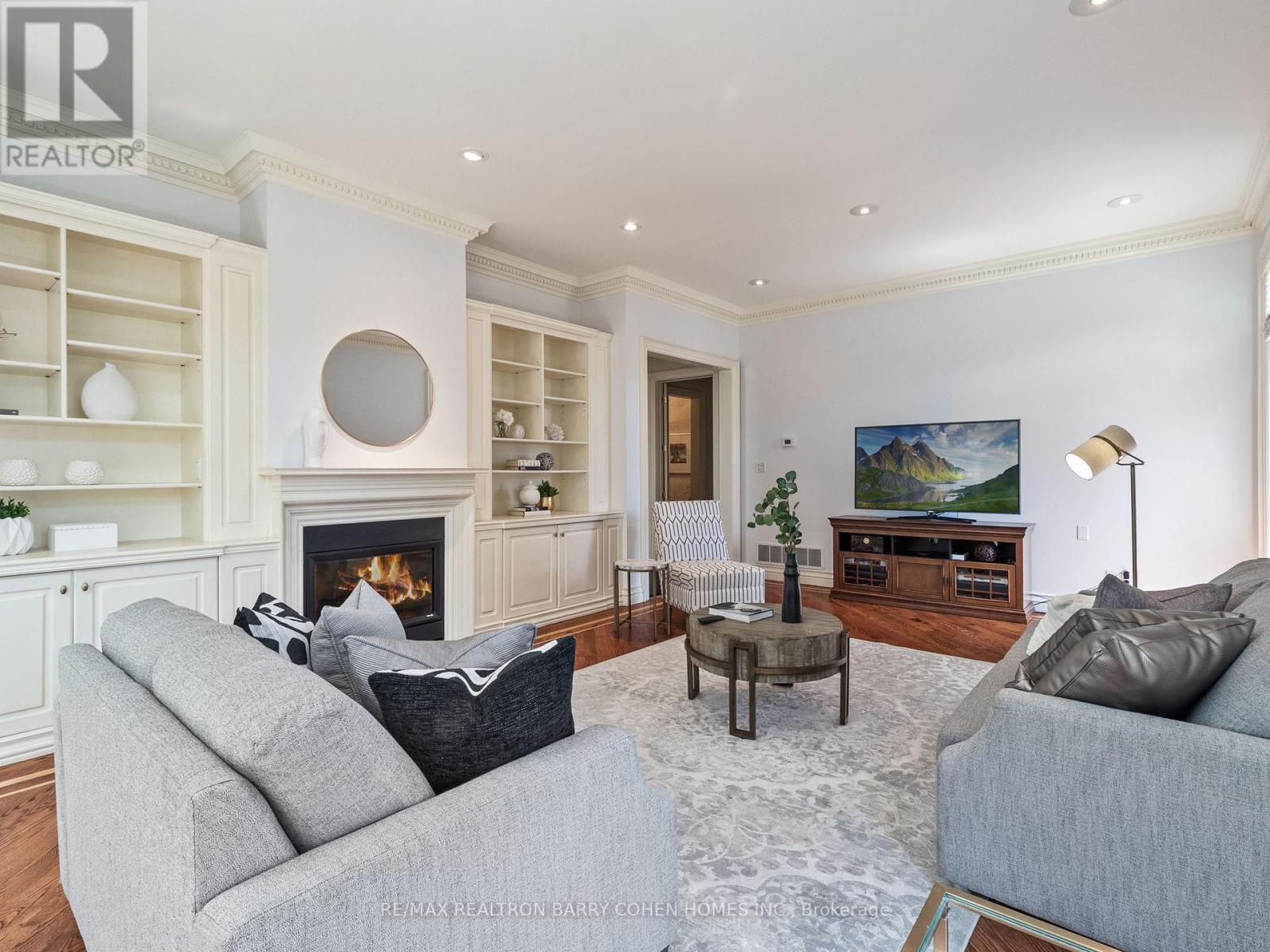17 Paddock Court, Toronto (St. Andrew-Windfields), Ontario  M2L 2A7 - Photo 12 - C12195045