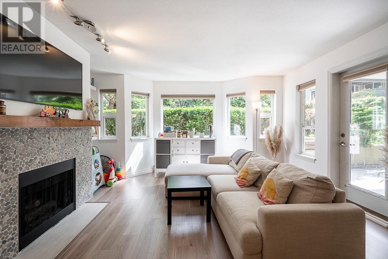 223 6707 Southpoint Drive, Burnaby, British Columbia  V3N 4V8 - Photo 6 - R3010858