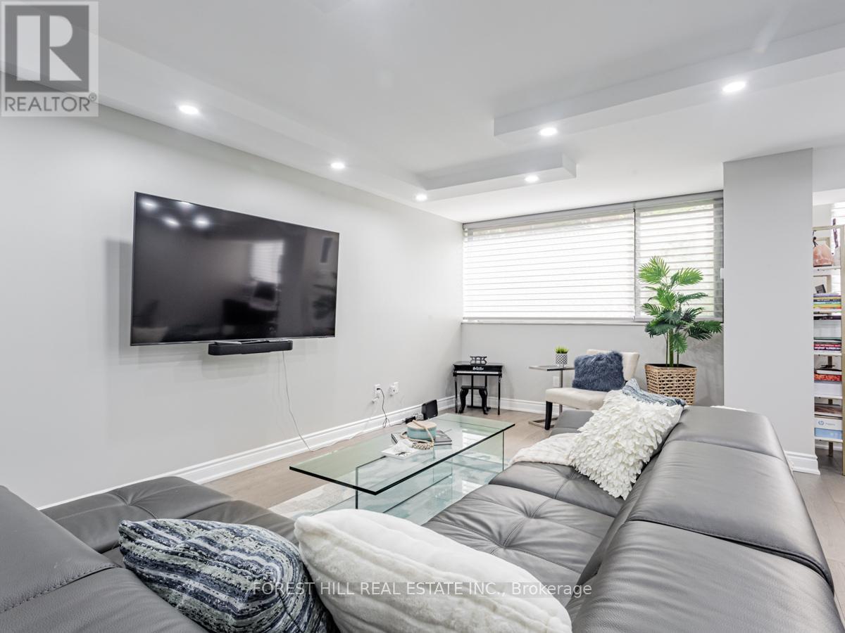 201 - 15 MCMURRICH STREET Toronto (Annex), ON M5R 3M6