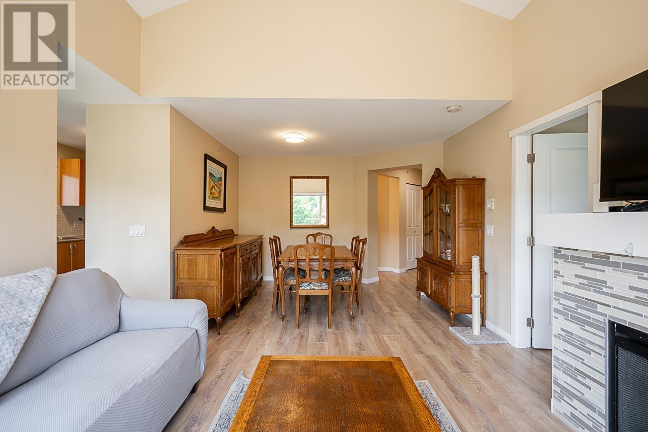 410 200 Klahanie Drive, Port Moody, British Columbia  V3H 5K7 - Photo 4 - R3010906