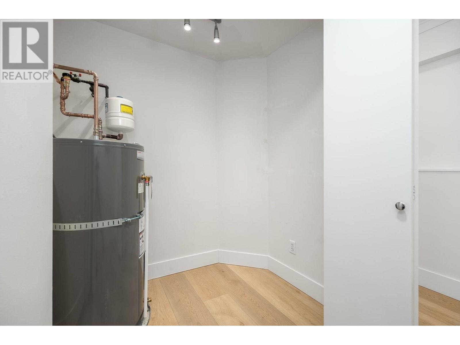 101 1959 W 2nd Avenue, Vancouver, British Columbia  V6J 1J2 - Photo 13 - R3010911