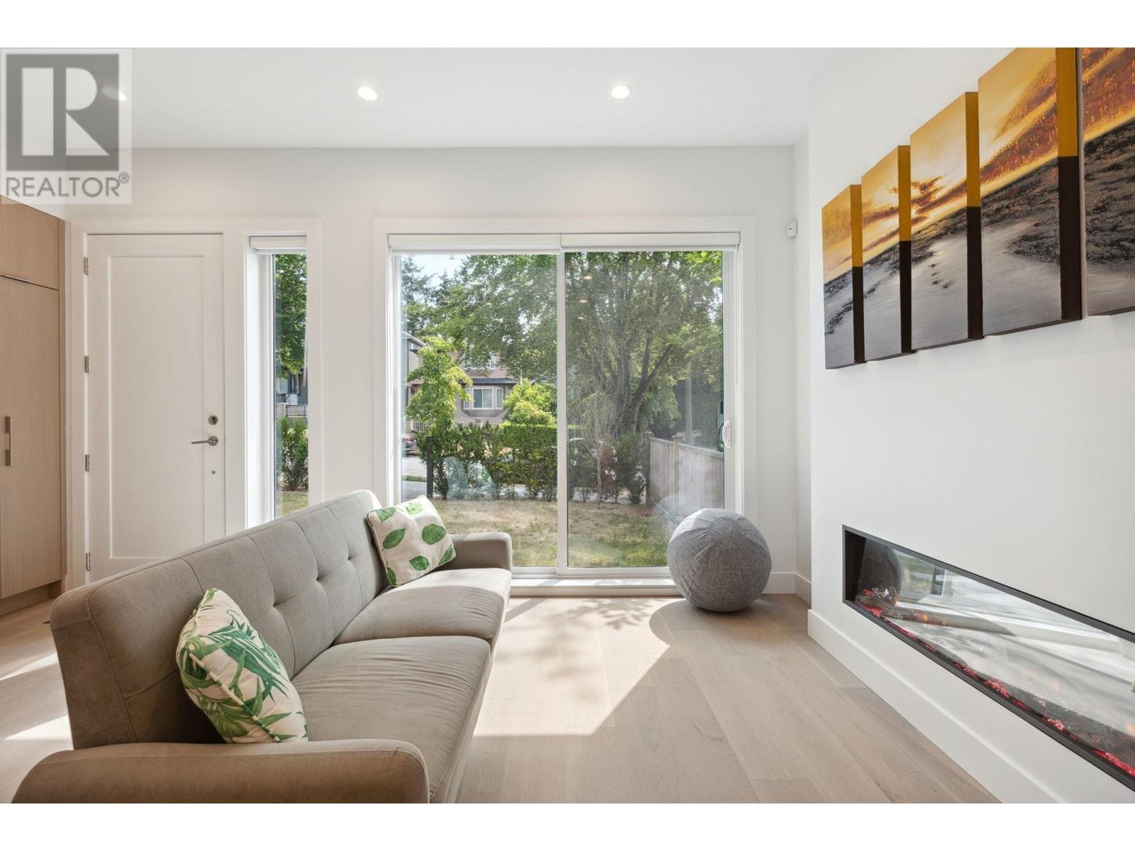 Property at 7855 ONTARIO STREET image 2