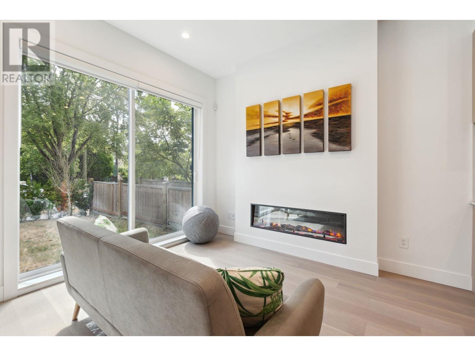 Property at 7855 ONTARIO STREET image 3