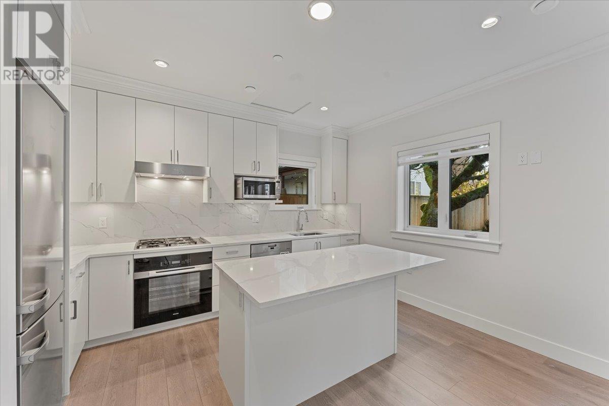 2231 W 16th Avenue, Vancouver, British Columbia  V6K 3B4 - Photo 14 - R3010935