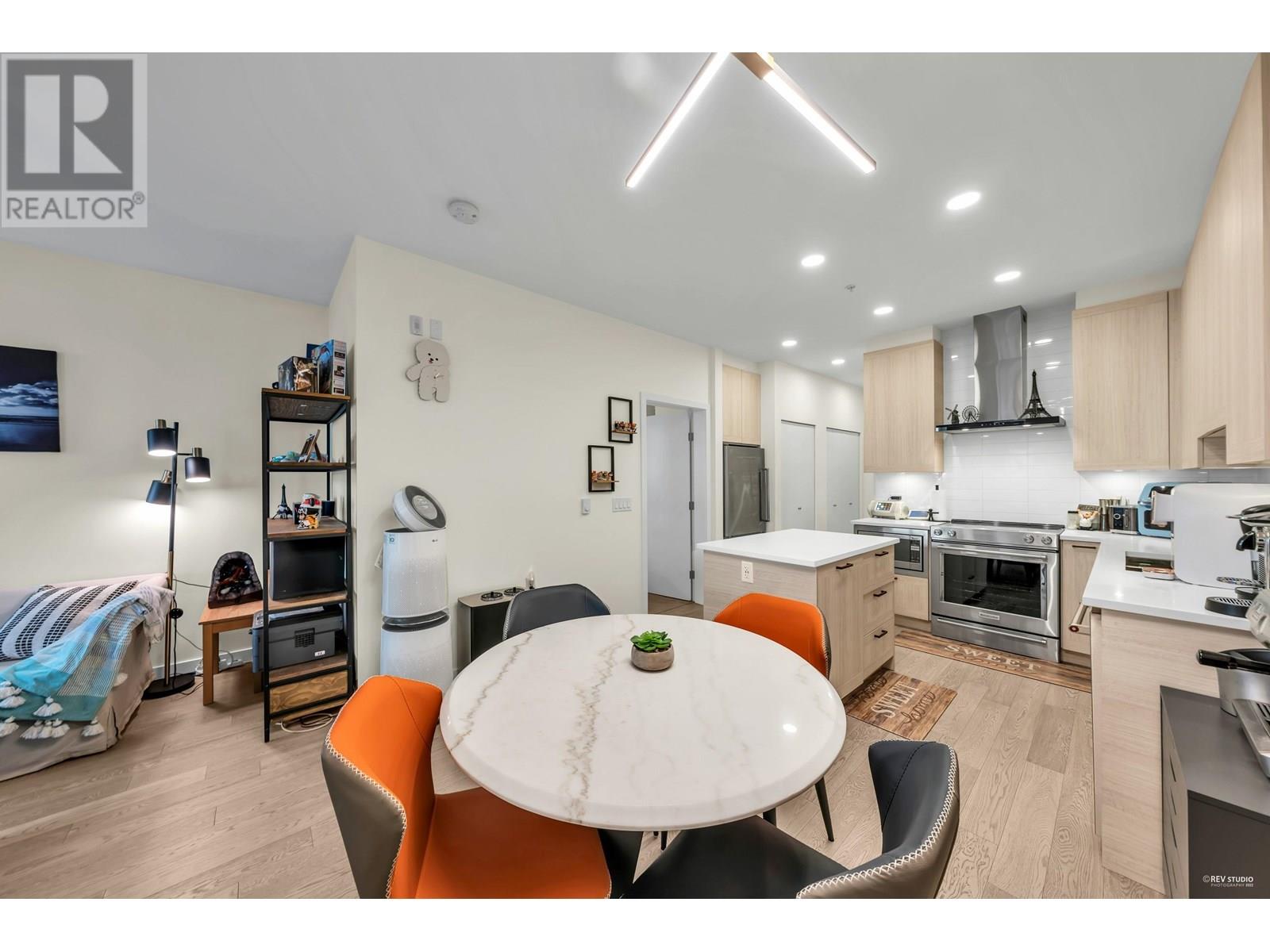 105 7133 14th Avenue, Burnaby, British Columbia  V3N 0H5 - Photo 6 - R3010978