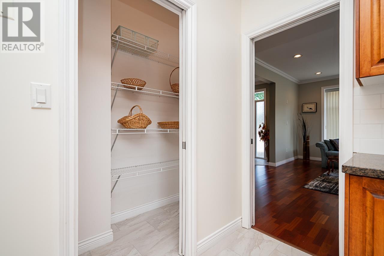 5498 Venables Street, Burnaby, British Columbia  V5B 1Y1 - Photo 12 - R3010986