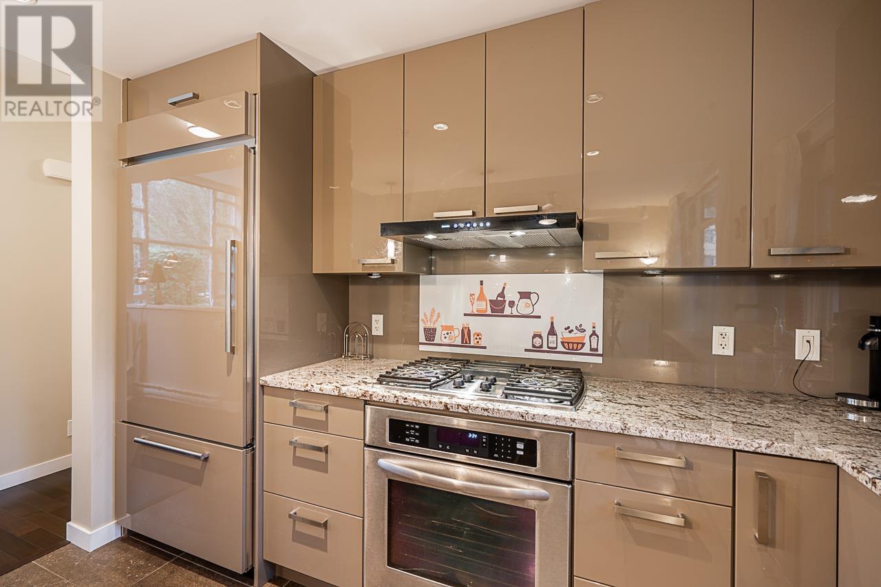 6198 Wilson Avenue, Burnaby, British Columbia  V5H 2R8 - Photo 13 - R3011010