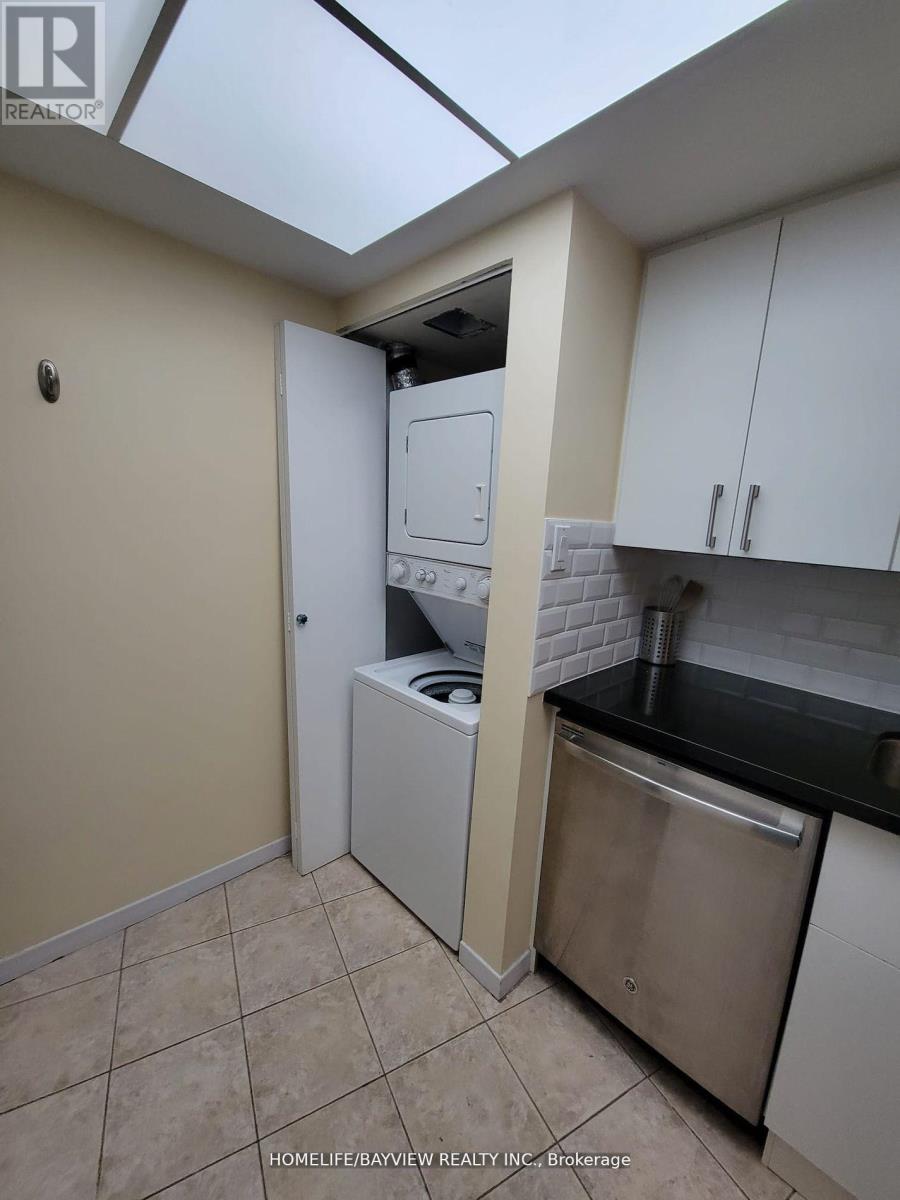 2902 - 1001 Bay Street, Toronto, Ontario  M5S 3A6 - Photo 7 - C12146743