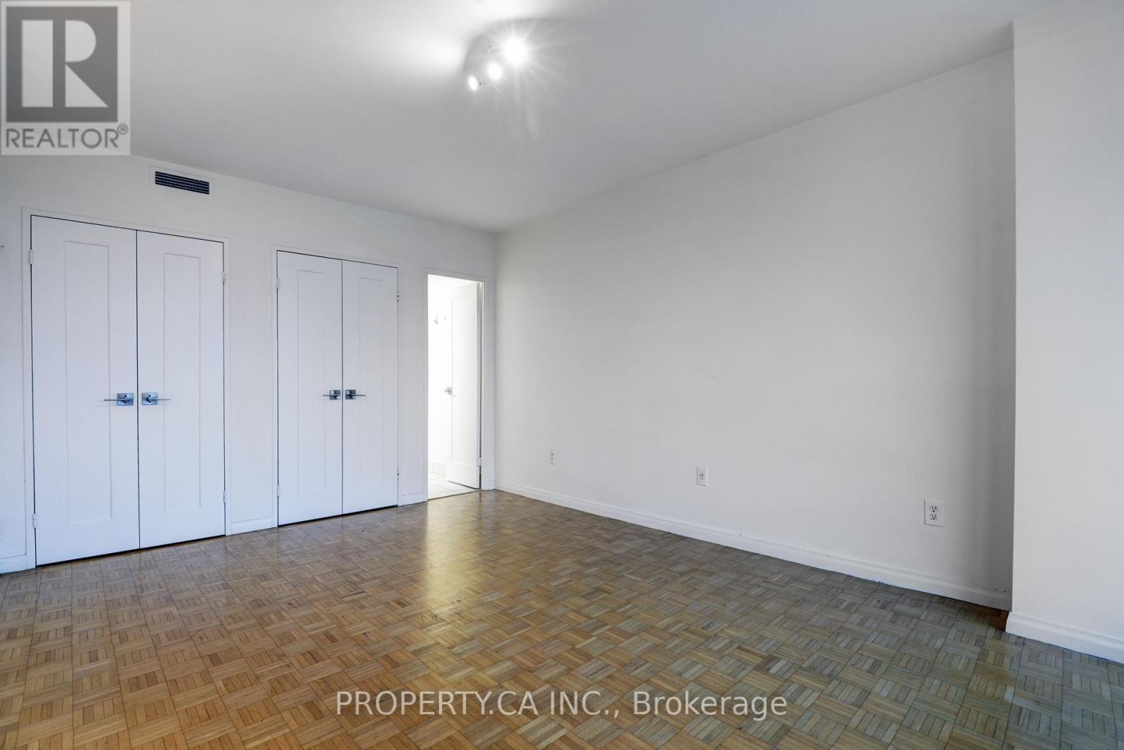 902 - 190 St. George Street, Toronto, Ontario  M5R 2N4 - Photo 21 - C12195066