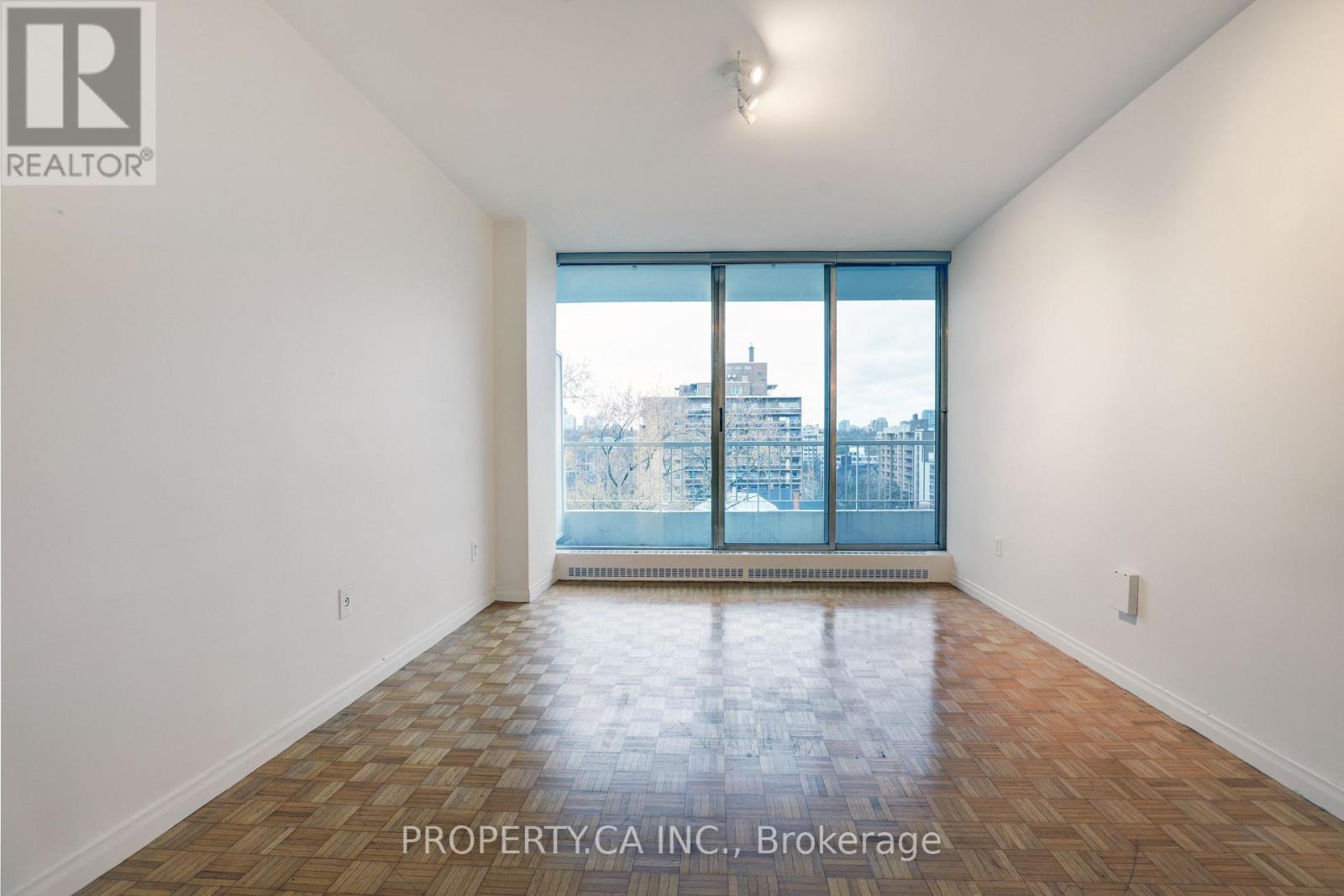 902 - 190 St. George Street, Toronto, Ontario  M5R 2N4 - Photo 18 - C12195066