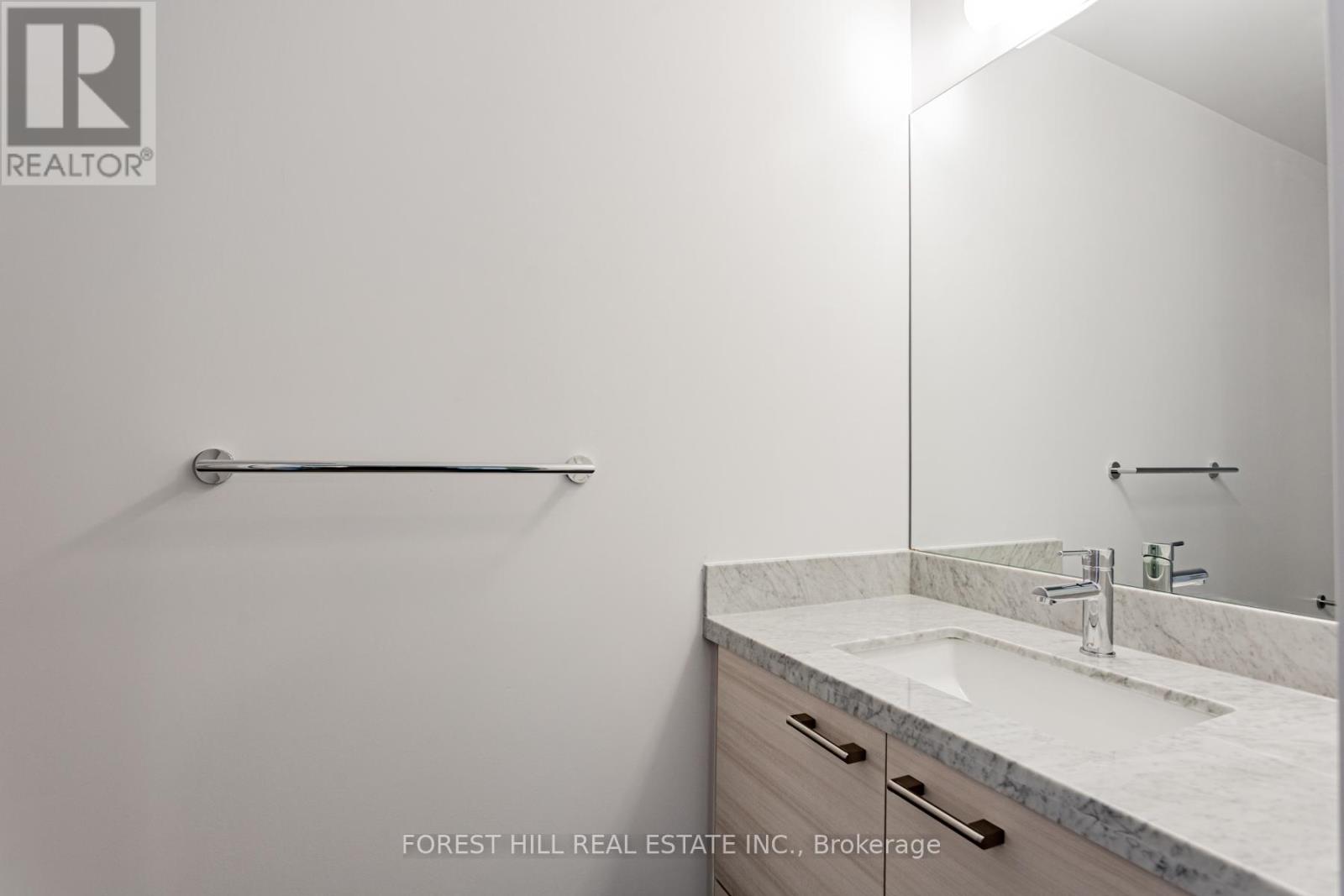 5702 - 2221 Yonge Street, Toronto, Ontario  M4S 2B4 - Photo 15 - C12195076