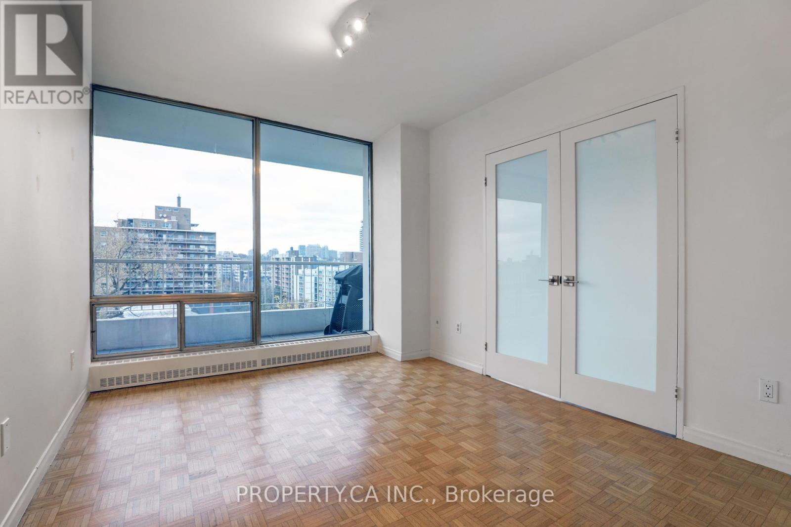 902 - 190 St. George Street, Toronto, Ontario  M5R 2N4 - Photo 13 - C12195066
