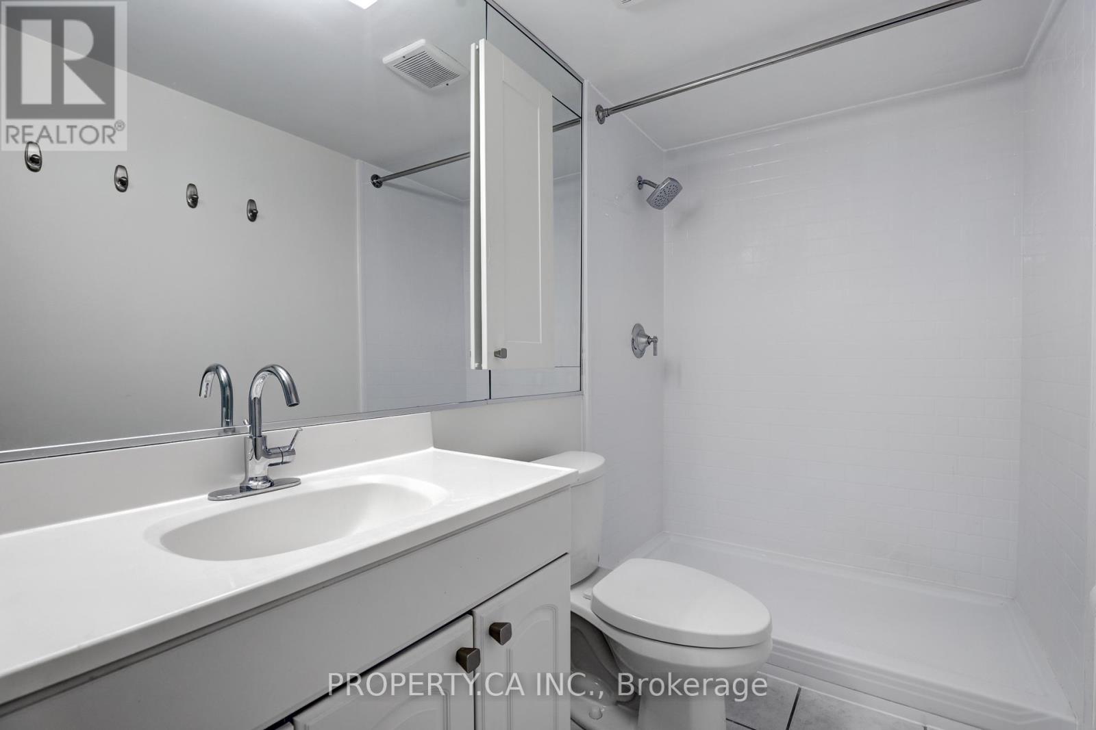 902 - 190 St. George Street, Toronto, Ontario  M5R 2N4 - Photo 22 - C12195066