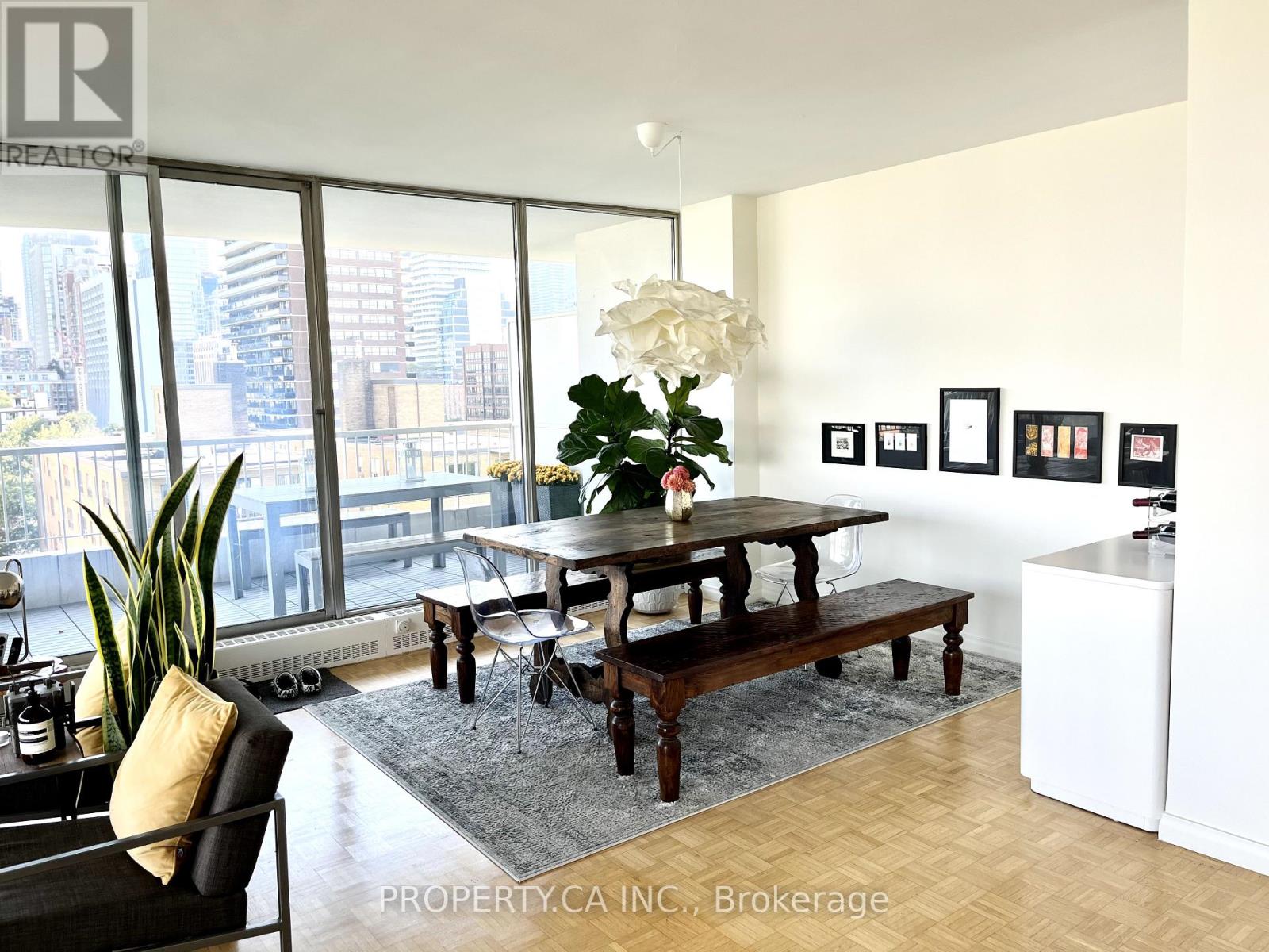902 - 190 St. George Street, Toronto, Ontario  M5R 2N4 - Photo 10 - C12195066