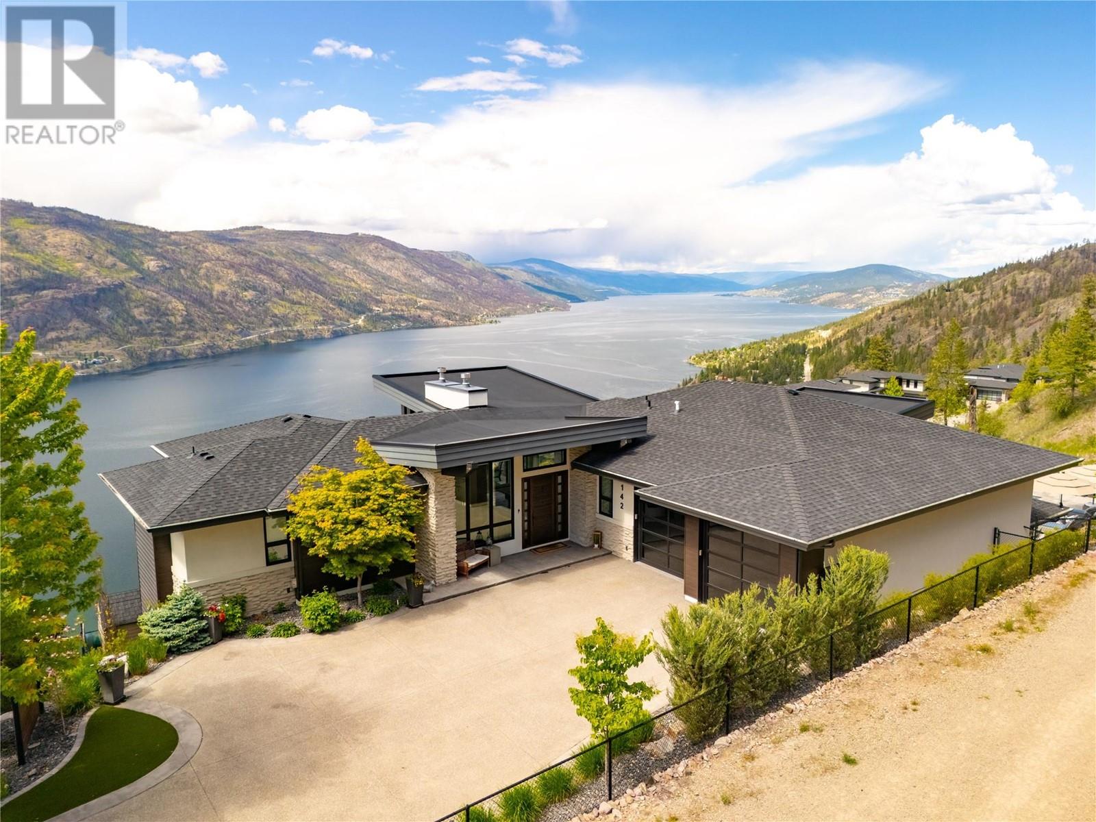 142 Red Sky Court Kelowna Photo 2
