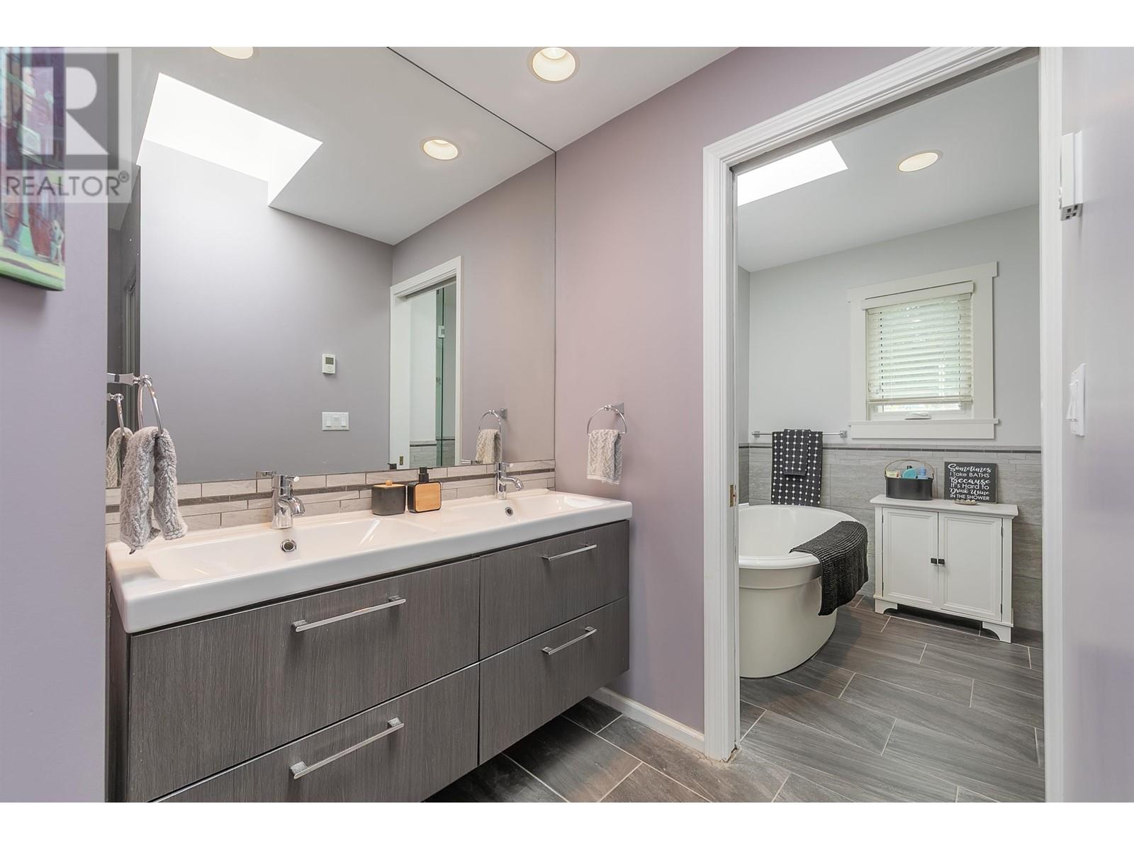 4106 Canterbury Crescent, North Vancouver, British Columbia  V7R 3N5 - Photo 26 - R3010870