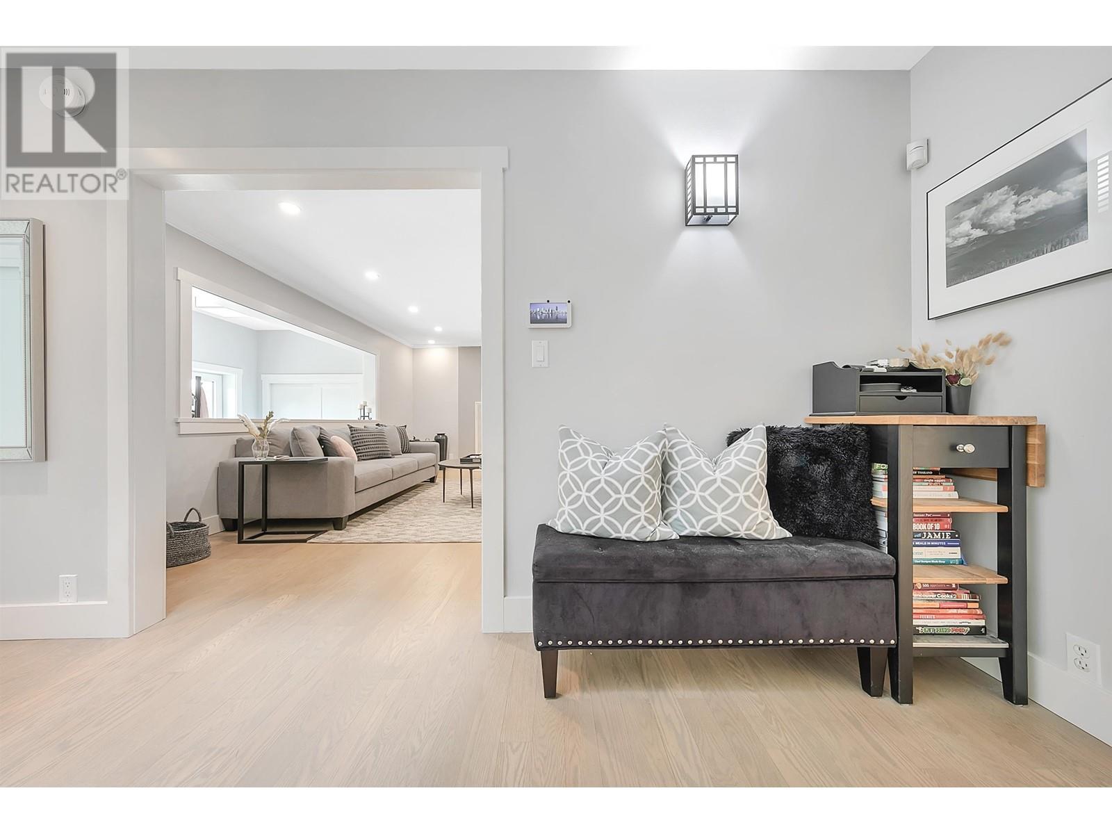 4106 Canterbury Crescent, North Vancouver, British Columbia  V7R 3N5 - Photo 7 - R3010870