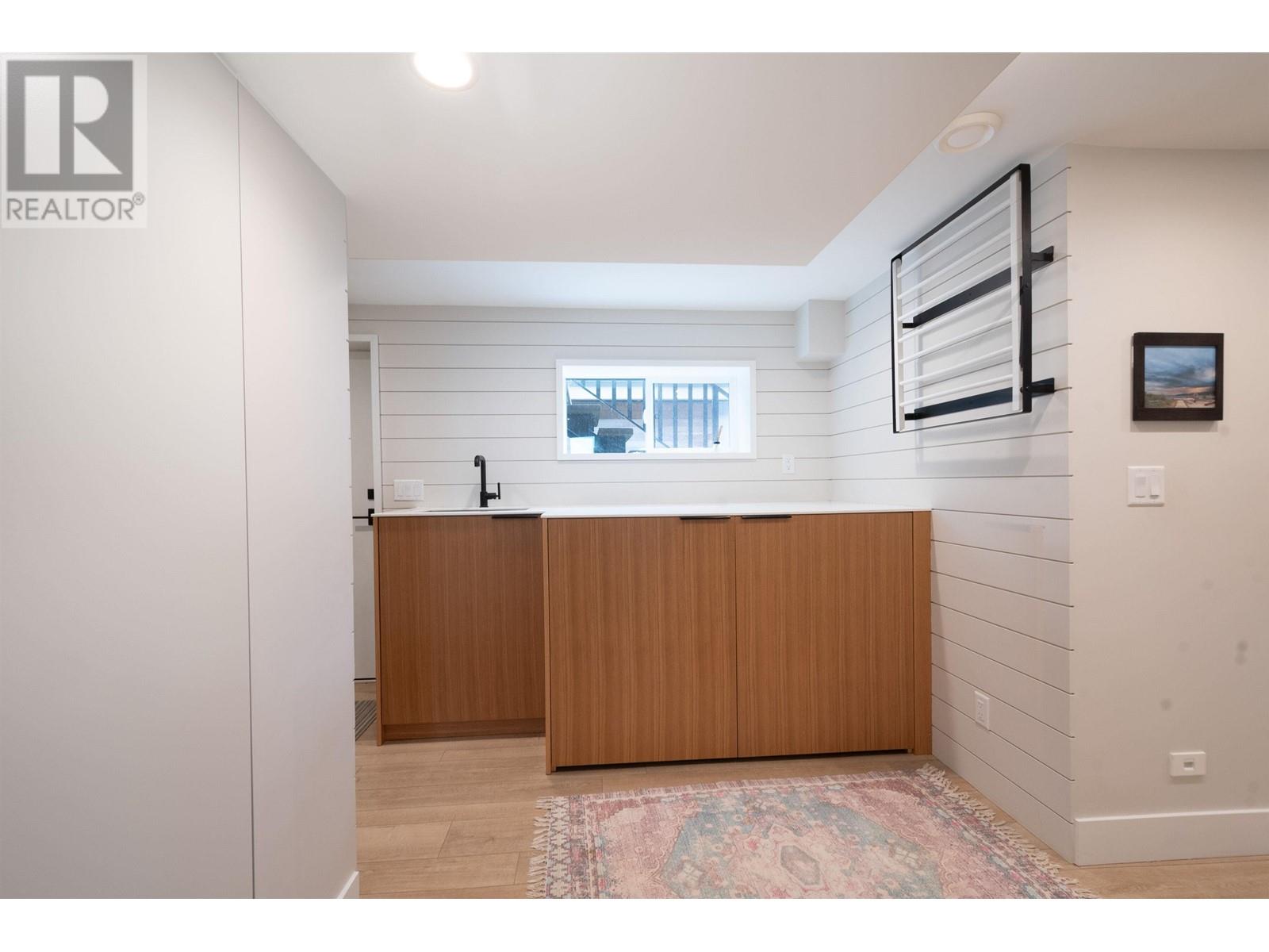 328 E 22nd Street, North Vancouver, British Columbia  V7L 3C7 - Photo 23 - R3010890