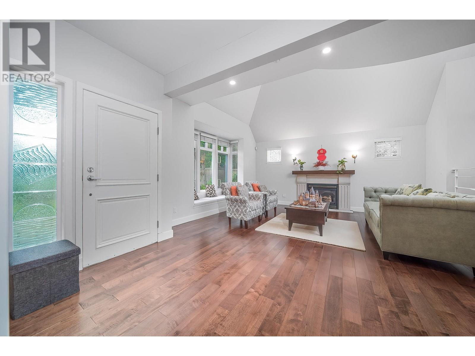 Property at 2716 W 37TH AVENUE image 2