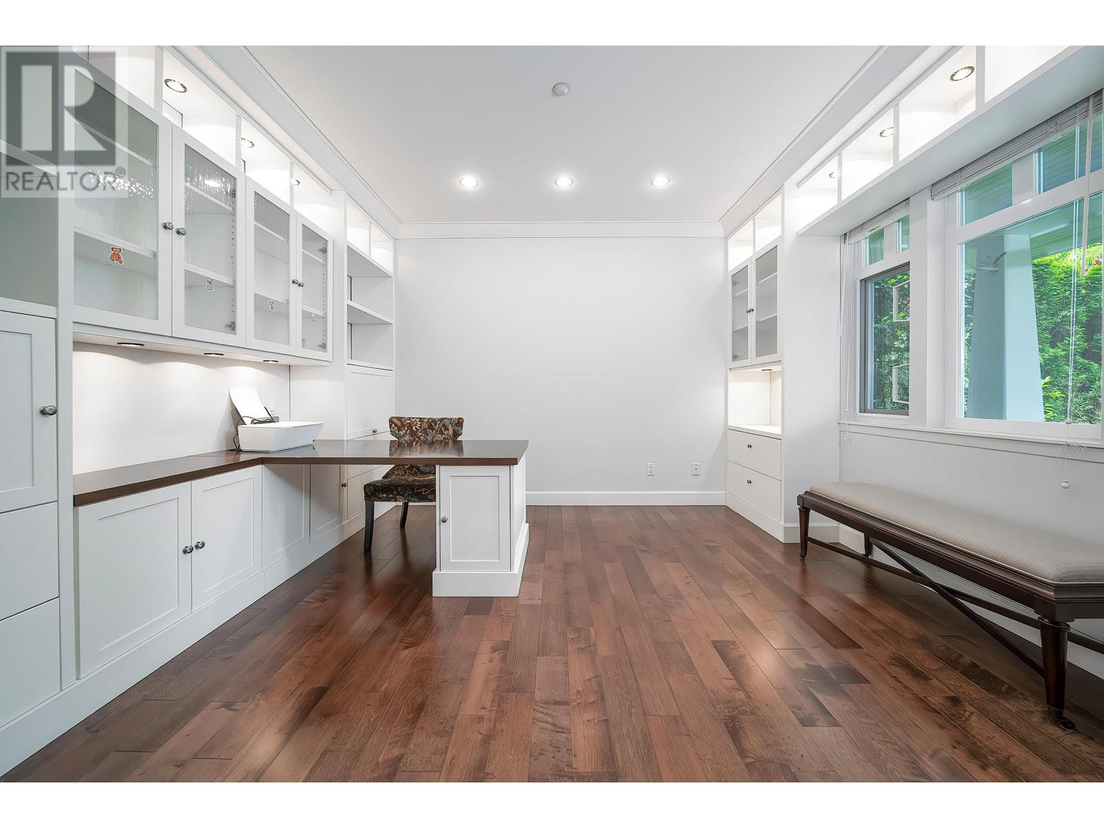 2716 W 37th Avenue, Vancouver, British Columbia  V6N 2T6 - Photo 8 - R3010941