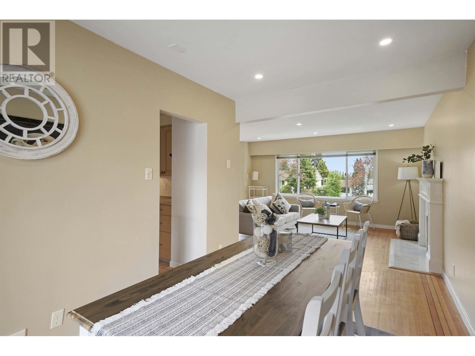 Property at 436 W 26TH STREET image 5