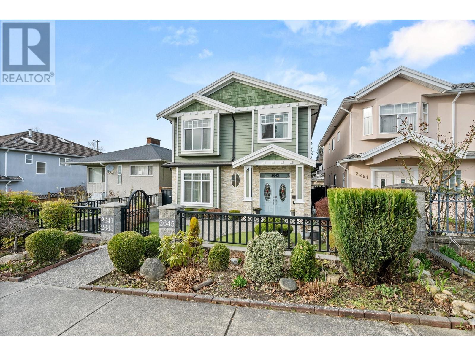 Property at 2643 E 8TH AVENUE image 3