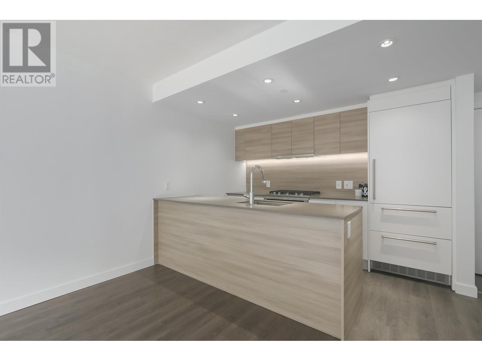 TH2 988 QUAYSIDE DRIVE, New Westminster, British Columbia