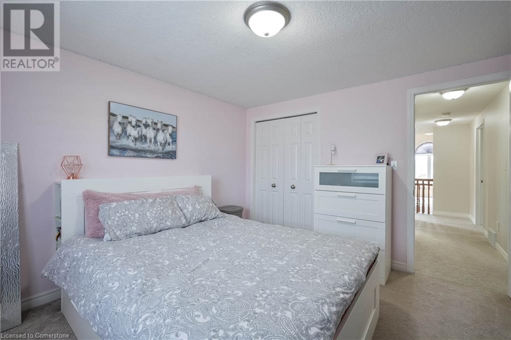 10 Queen Charlotte Crescent, Kitchener, Ontario  N2E 3N5 - Photo 23 - 40735644