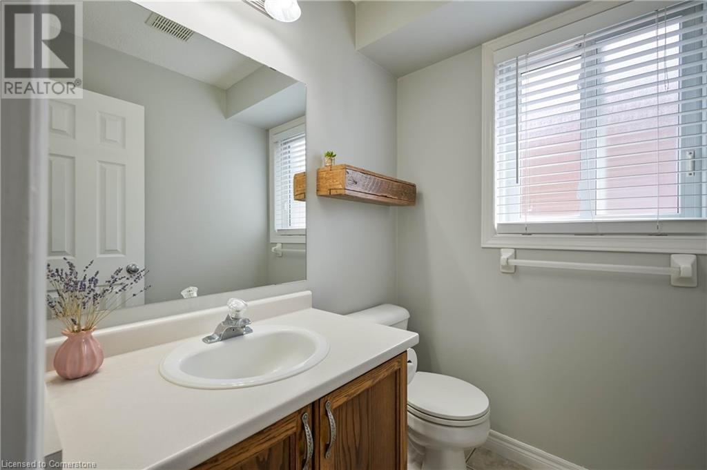 10 Queen Charlotte Crescent, Kitchener, Ontario  N2E 3N5 - Photo 16 - 40735644