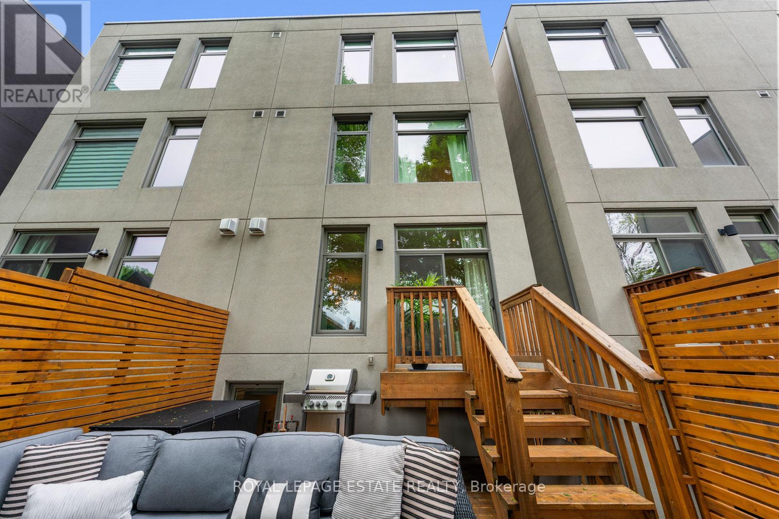 7 Vince Avenue, Toronto, Ontario  M4L 0A6 - Photo 36 - E12195015