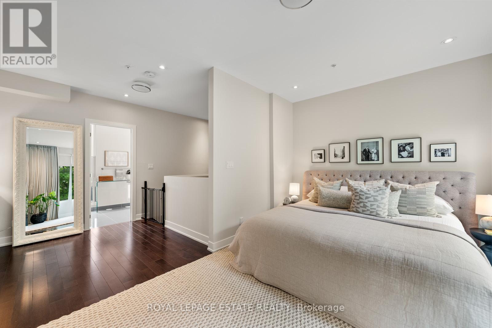 7 Vince Avenue, Toronto, Ontario  M4L 0A6 - Photo 24 - E12195015