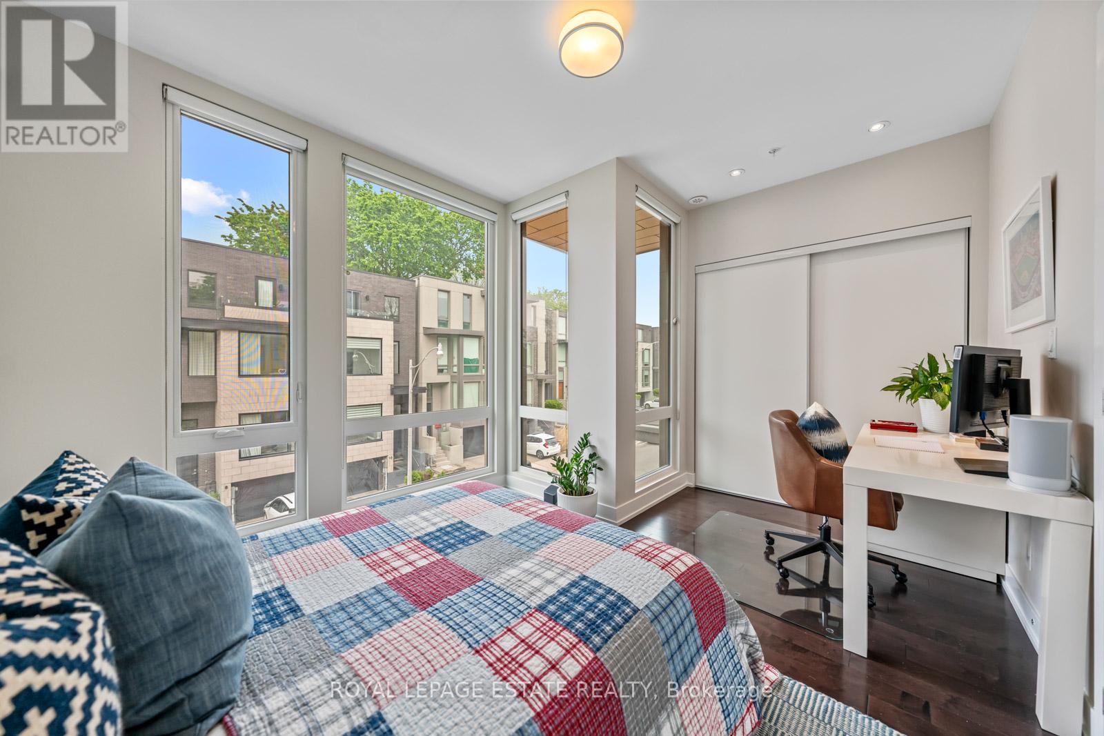 7 Vince Avenue, Toronto, Ontario  M4L 0A6 - Photo 16 - E12195015