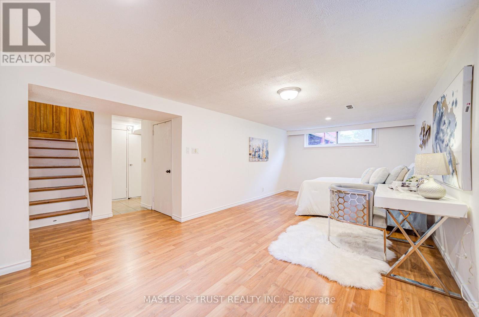 30 Deerfield Road, Toronto, Ontario  M1K 4X1 - Photo 31 - E12195052