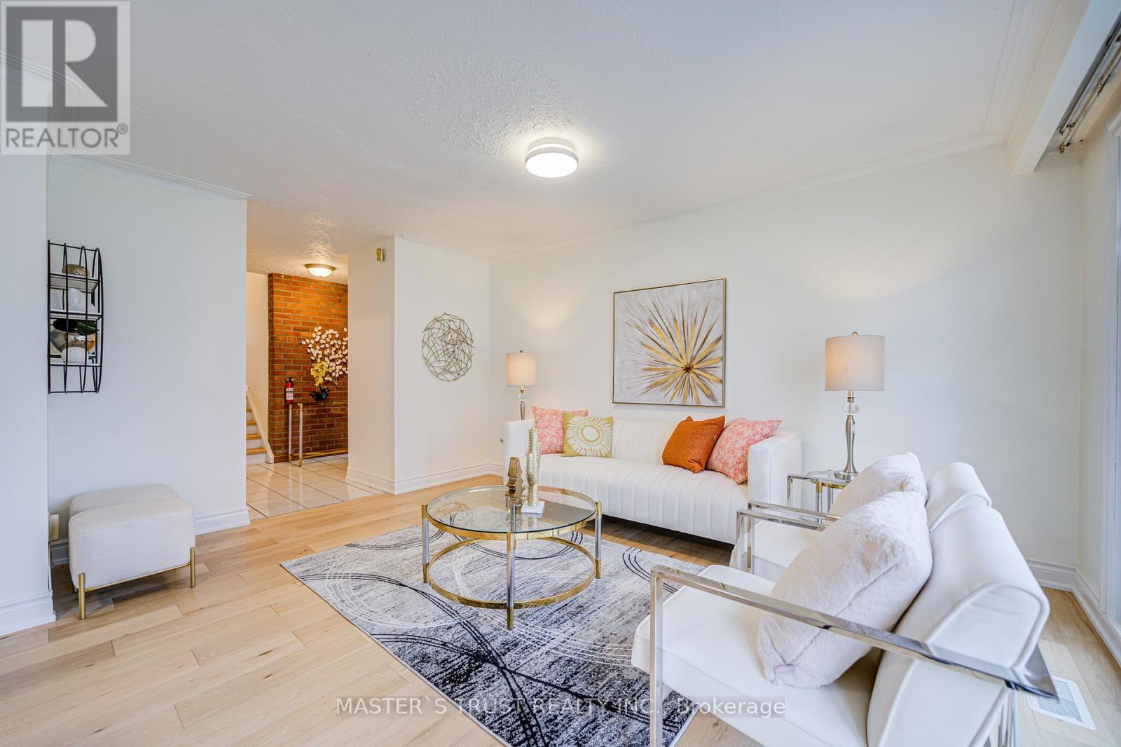 30 Deerfield Road, Toronto, Ontario  M1K 4X1 - Photo 5 - E12195052