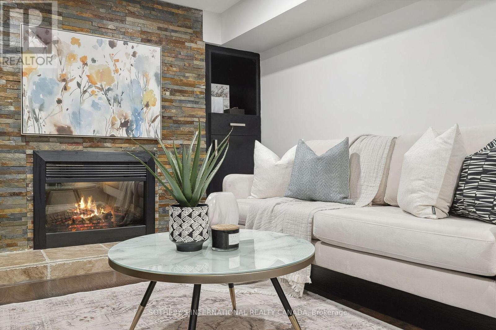 420 Hillsdale Avenue E, Toronto, Ontario  M4T 1E8 - Photo 25 - C12178370