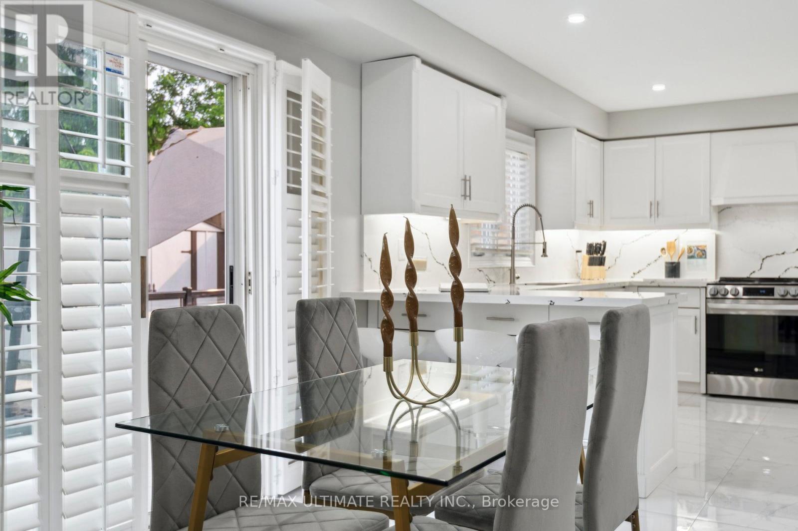 437 Dorchester Street, Newmarket, Ontario  L3Y 7Z7 - Photo 10 - N12194916