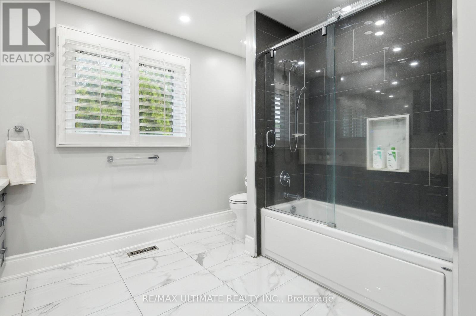 437 Dorchester Street, Newmarket (Bristol-London), Ontario  L3Y 7Z7 - Photo 20 - N12194916