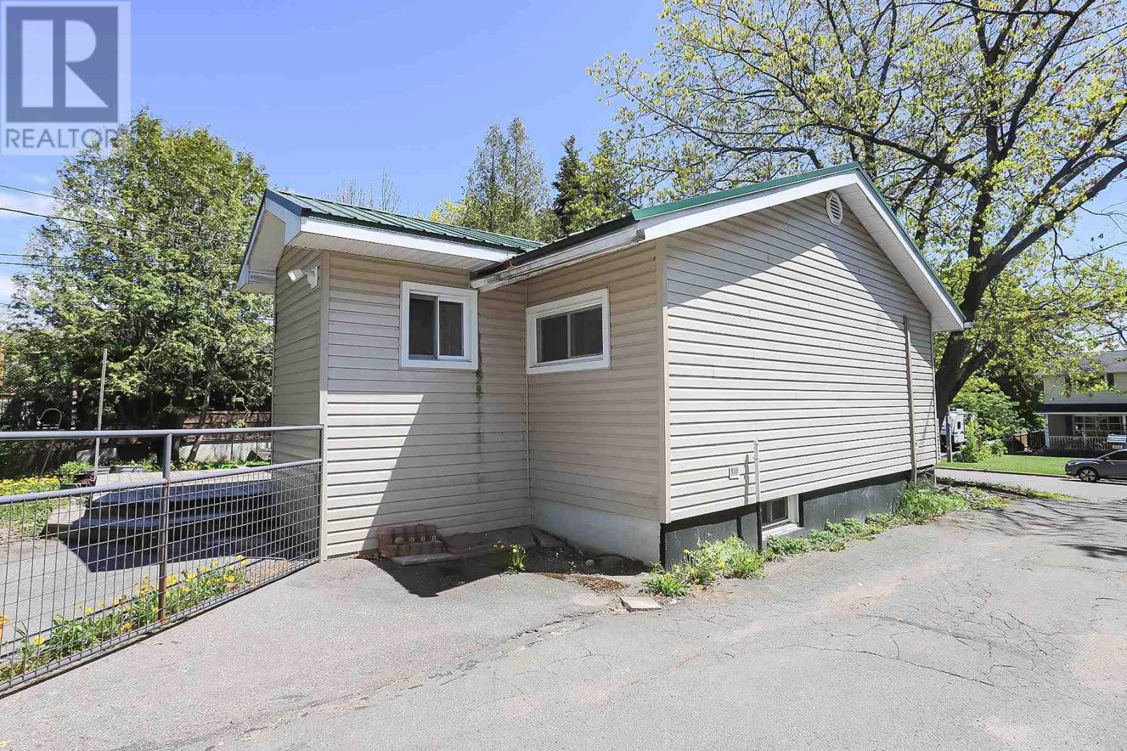 144 Tilley Rd, Sault Ste. Marie, Ontario  P6B 3Z1 - Photo 23 - SM250798