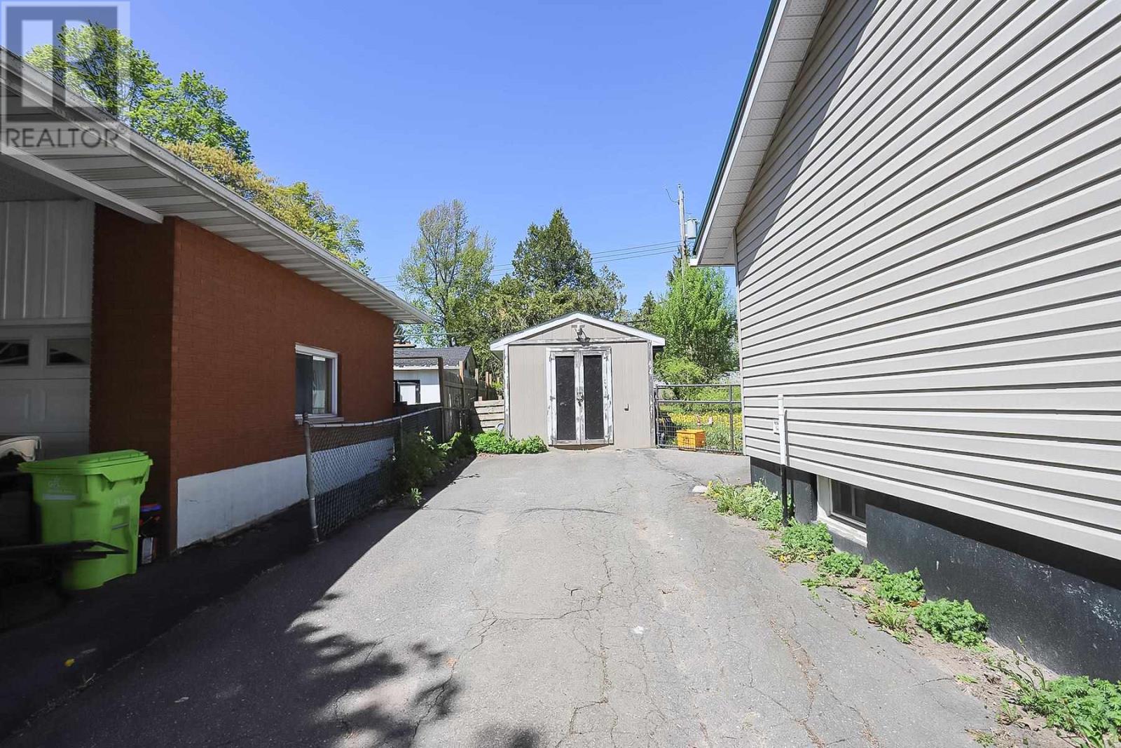 144 Tilley Rd, Sault Ste. Marie, Ontario  P6B 3Z1 - Photo 22 - SM250798