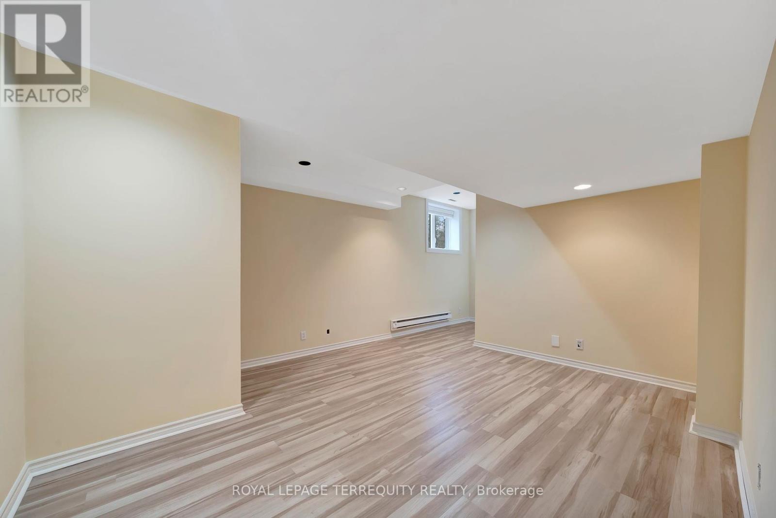 166 Arnold Avenue, Vaughan, Ontario  L4J 1B7 - Photo 36 - N12194914