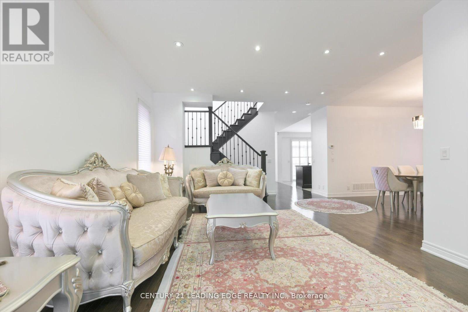 Property at 18 KERR LANE image 5