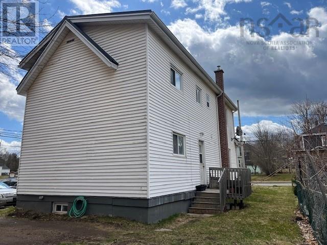 235 Brunswick Street, Truro, Nova Scotia  B2N 2H9 - Photo 3 - 202508425
