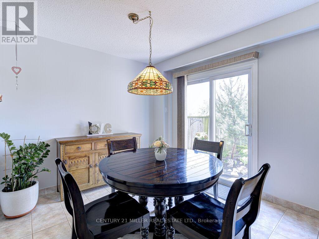 27 - 121 Falconer Drive, Mississauga (Streetsville), Ontario  L5N 2K8 - Photo 11 - W12194694