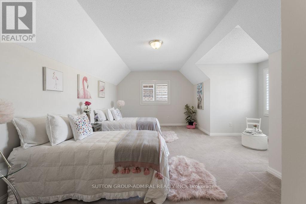 2228 Austin Court, Burlington (Orchard), Ontario  L7L 6V5 - Photo 23 - W12194702