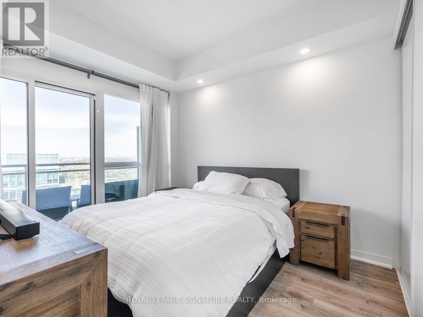 2233 - 165 Legion Road, Toronto, Ontario  M8Y 0B3 - Photo 16 - W12194705