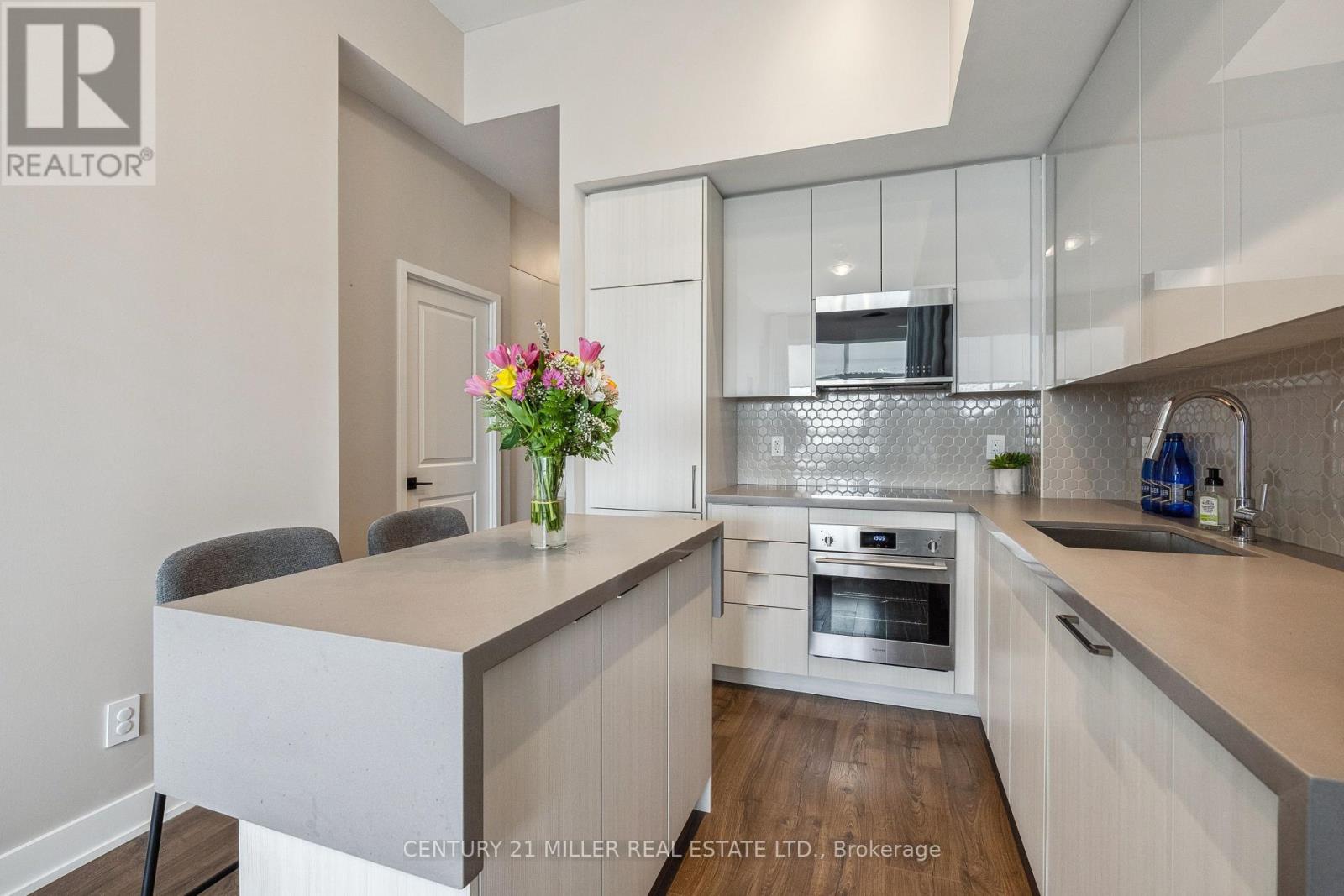 372 - 2481 Taunton Road, Oakville (Ro River Oaks), Ontario  L6H 3R7 - Photo 21 - W12194716