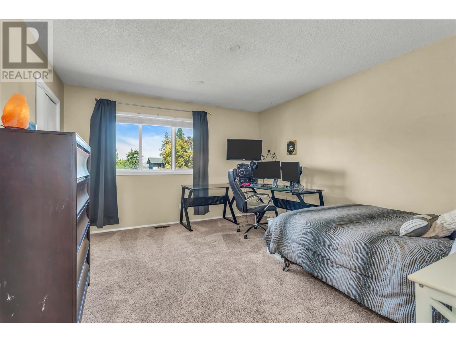 639 Tomby Court, Kelowna, British Columbia  V1W 2K9 - Photo 20 - 10338481