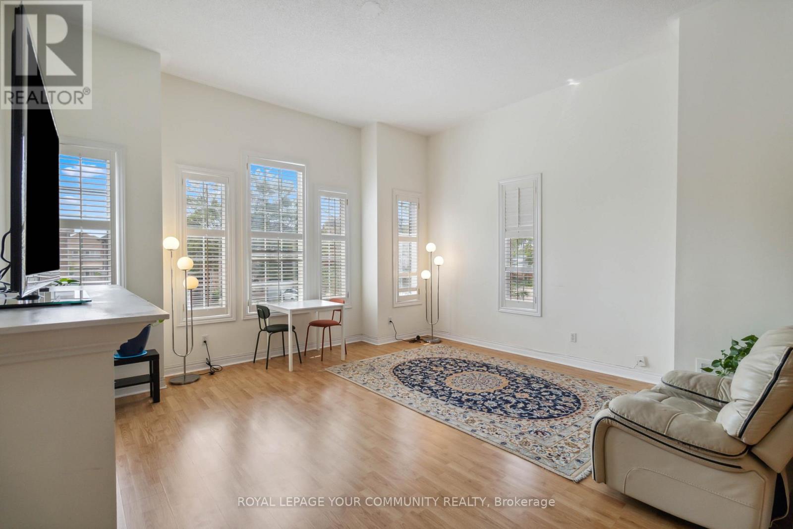 23 Hillpath Crescent, Brampton (Snelgrove), Ontario  L6Z 4T9 - Photo 12 - W12194728