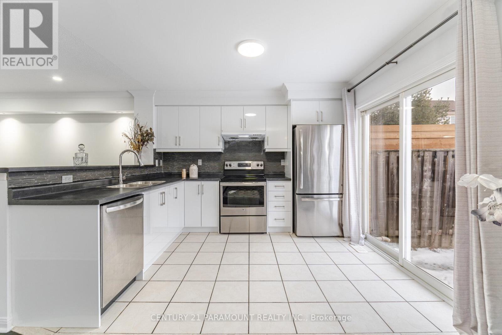 2159 Baronwood Drive, Oakville, Ontario  L6M 4S4 - Photo 10 - W12194736