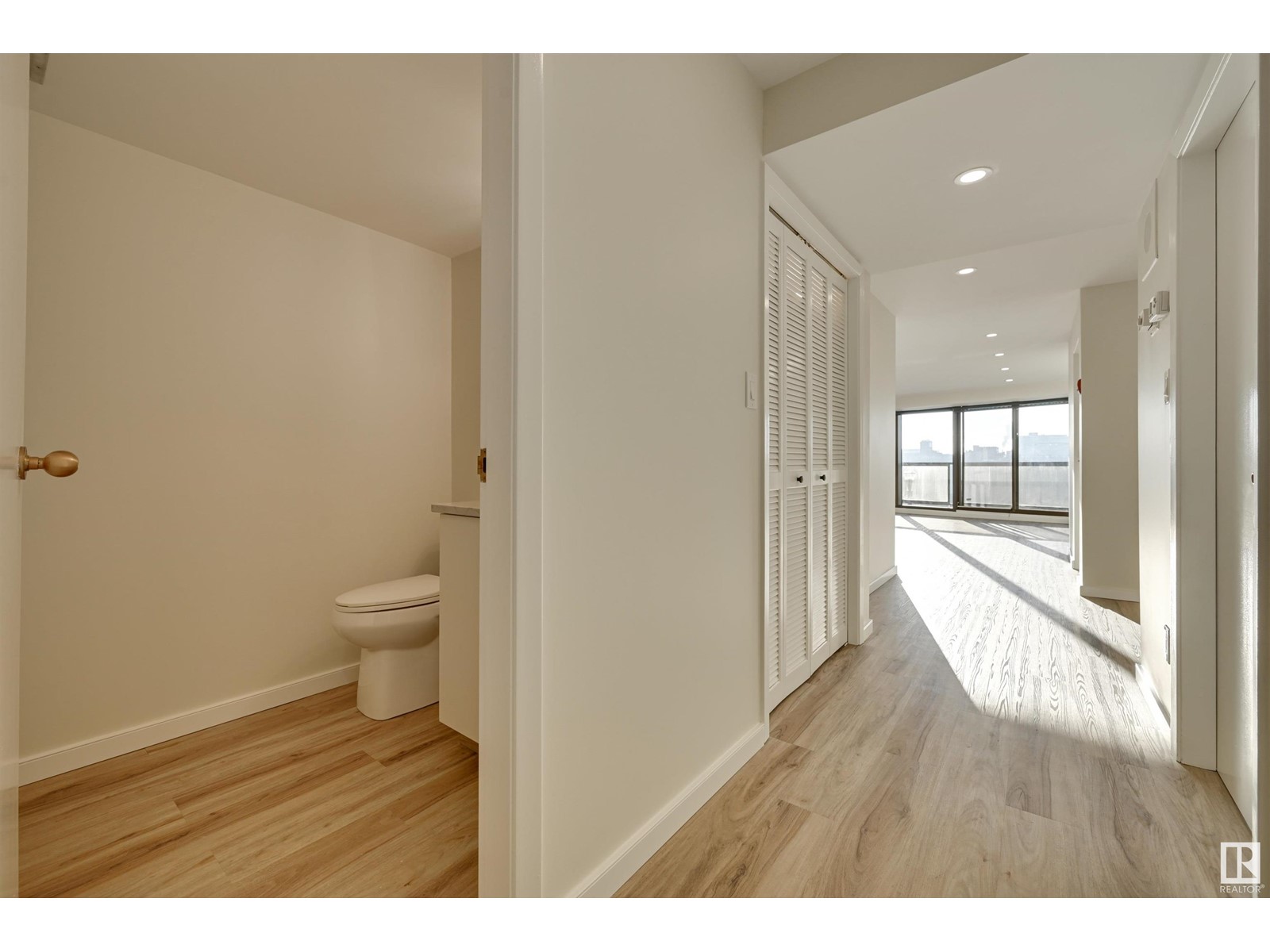 #1 11960 100 Av Nw, Edmonton, Alberta  T5K 0K5 - Photo 31 - E4428939